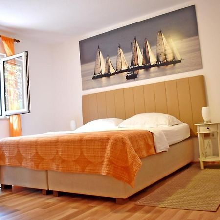 Apartmani Bozic Stobreč Екстериор снимка